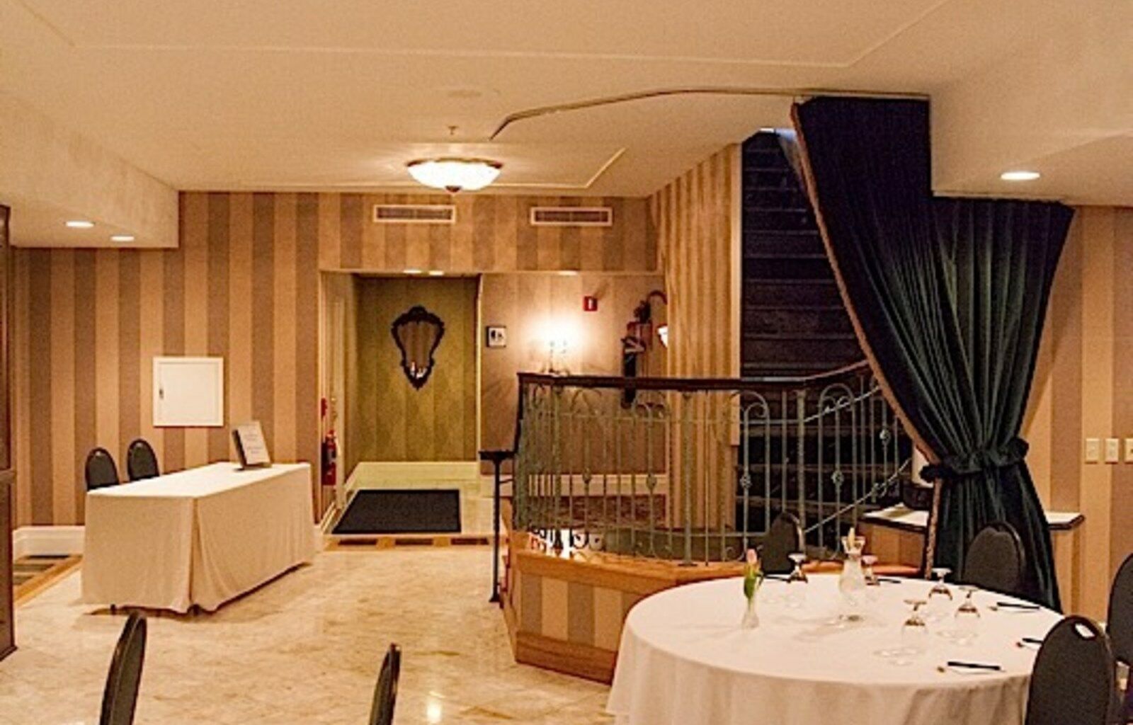 Landmark Inn Marquette Exteriör bild